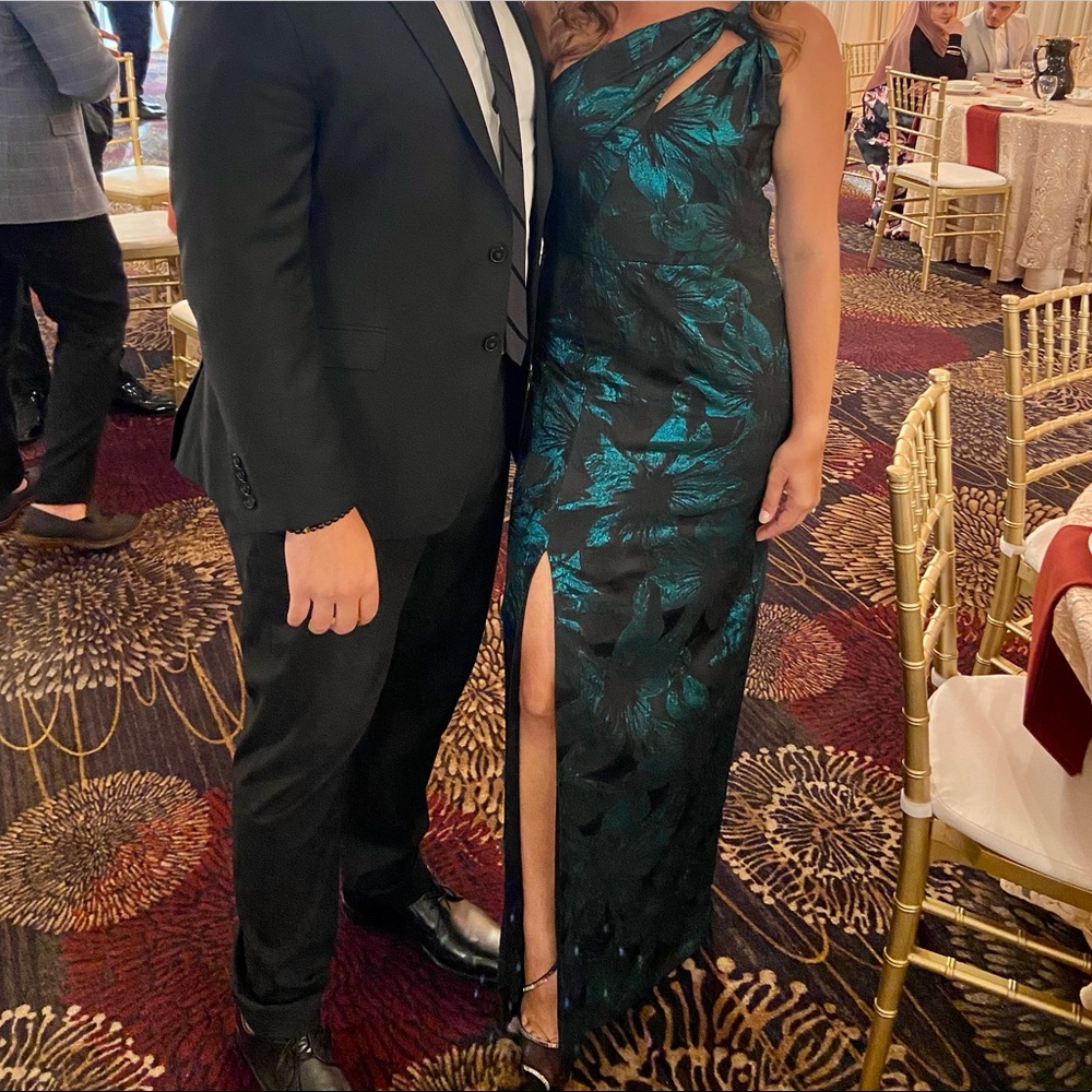 Aidan mattox emerald dress
